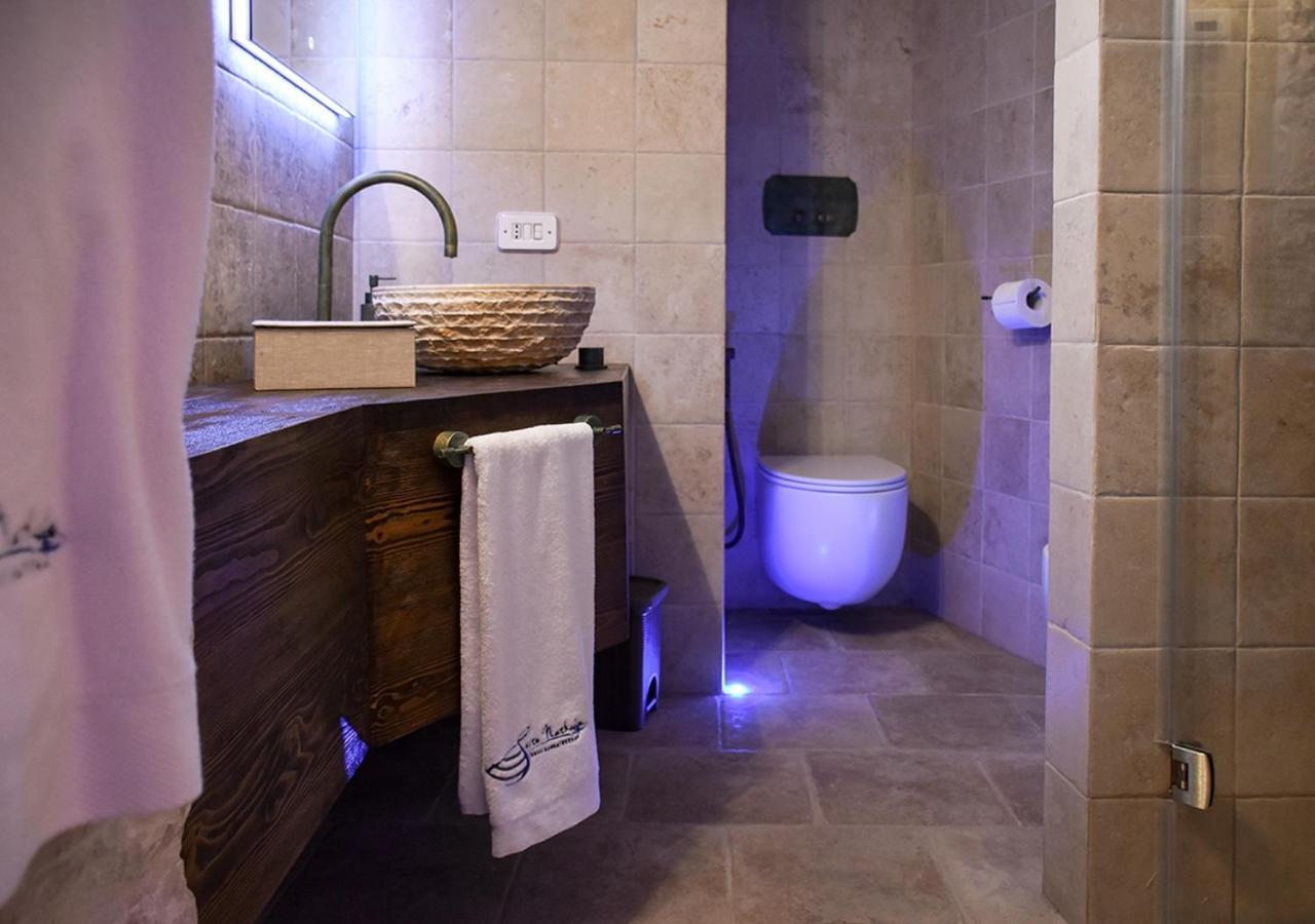 Trulli E Puglia Luxury Suite Альберобелло Экстерьер фото